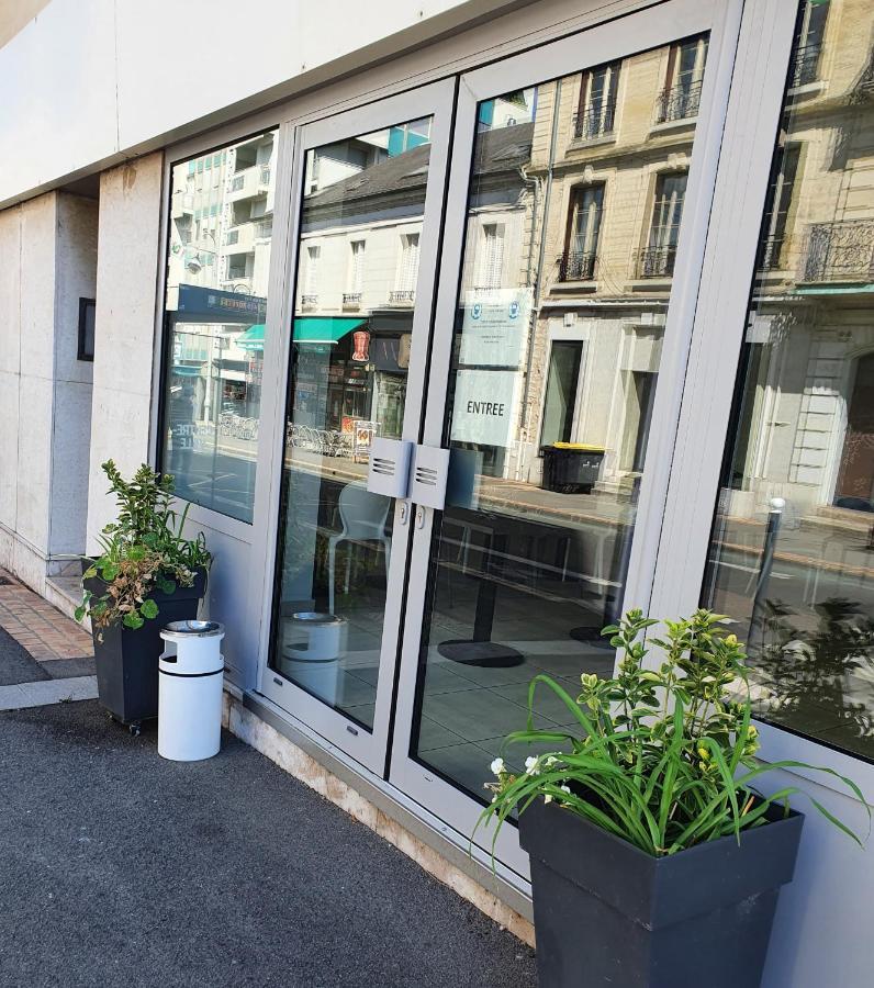 Brit Hotel Confort Nevers Centre Gare Luaran gambar